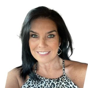 Meet your Posher, Tosha